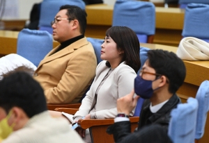 낡은 정치<소선거구>폐지하라 발언대회