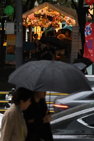 비바람 몰아치는 부처님오신날