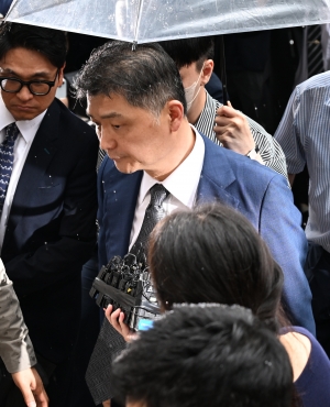 구속기로 놓인 카카오 김범수