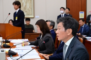 축구협회 배드민턴협회 현안질의