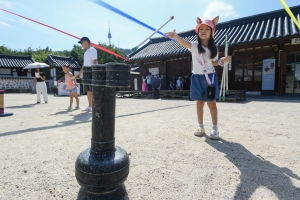 추석 연휴 남산골 한옥마을 민속놀이 스케치