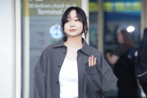 배우 김다미 출국