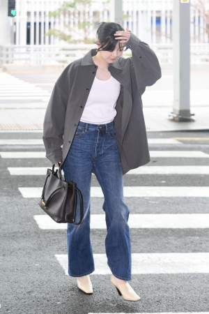 배우 김다미 출국