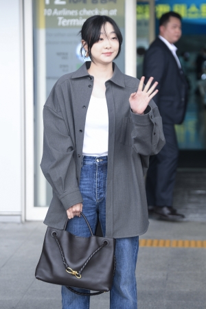 배우 김다미 출국