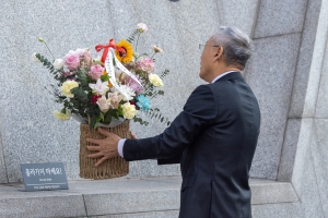 한글날 세종대왕상 헌화 행사